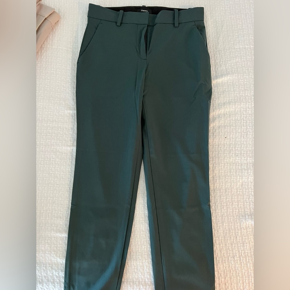 Theory treeca pants size 00 evergreen never worn